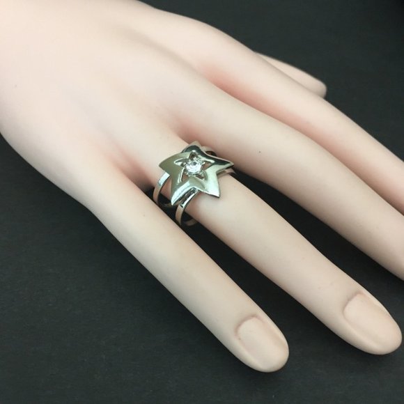 Star - Fashion Ring with Center Stone - Picture 9 of 9